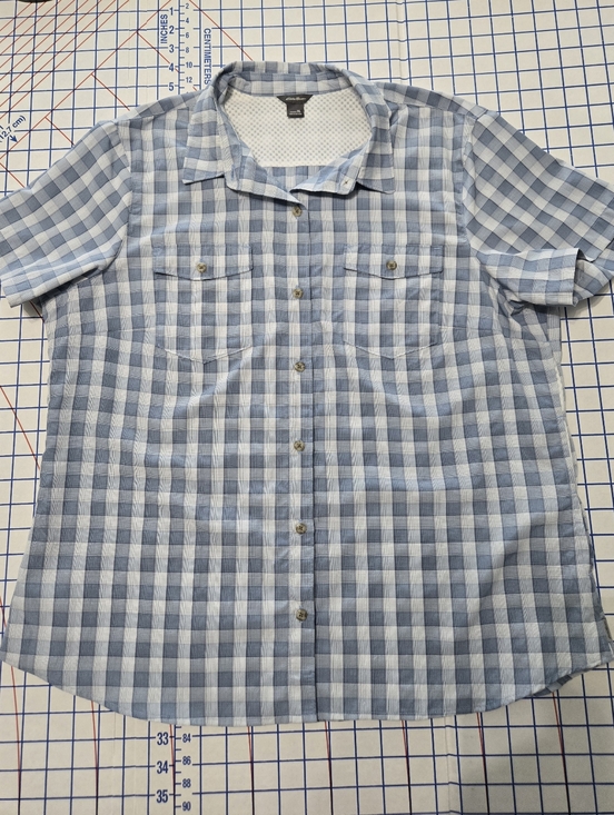 Eddie Bauer Tops - Eddie Bauer Womans Blue and White Short-Sleeve Button-Down Shirt